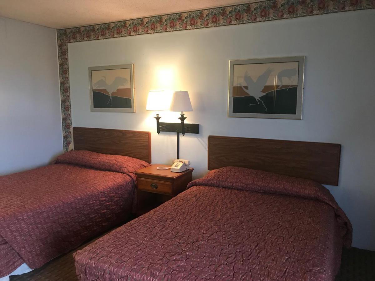 Tyler Inn & Suites Dış mekan fotoğraf